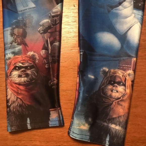 Black Milk Star Wars Montage leggings medium - Picture 6 of 6